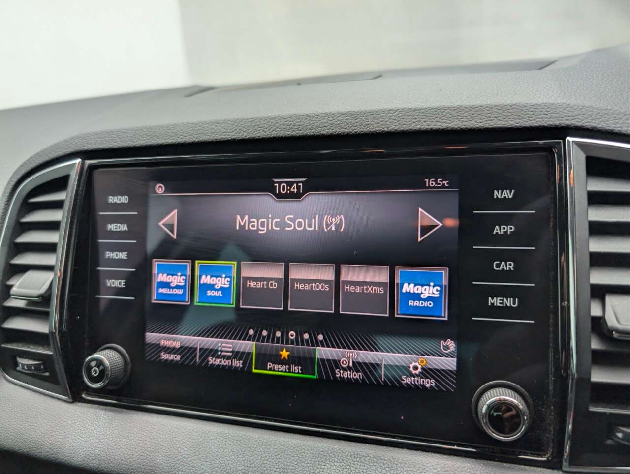 2020 SKODA KAROQ 2020 SKODA KAROQ