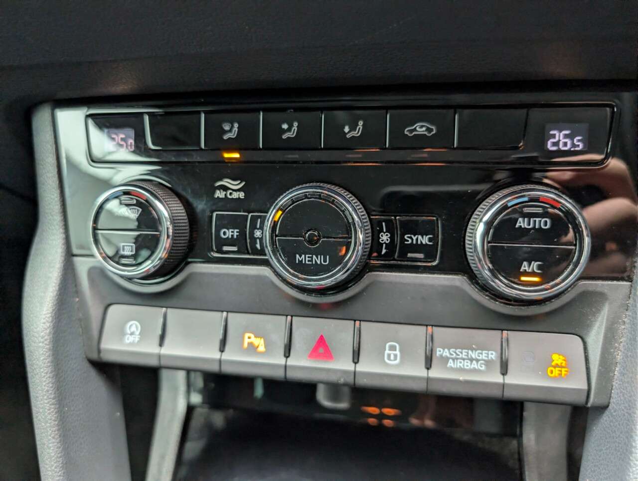 2020 SKODA KAROQ 2020 SKODA KAROQ