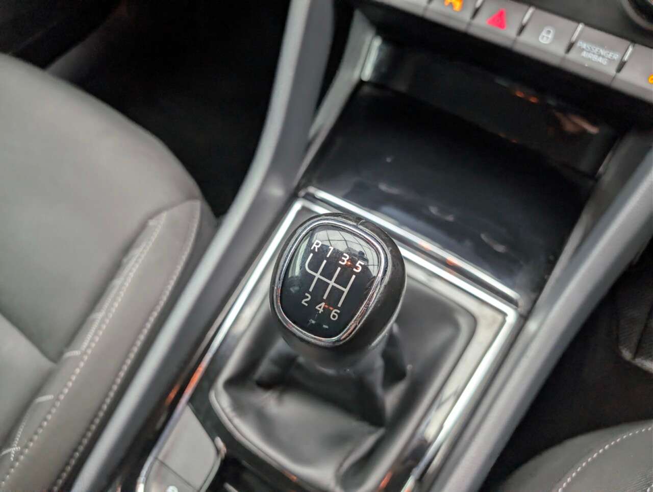 2020 SKODA KAROQ 2020 SKODA KAROQ