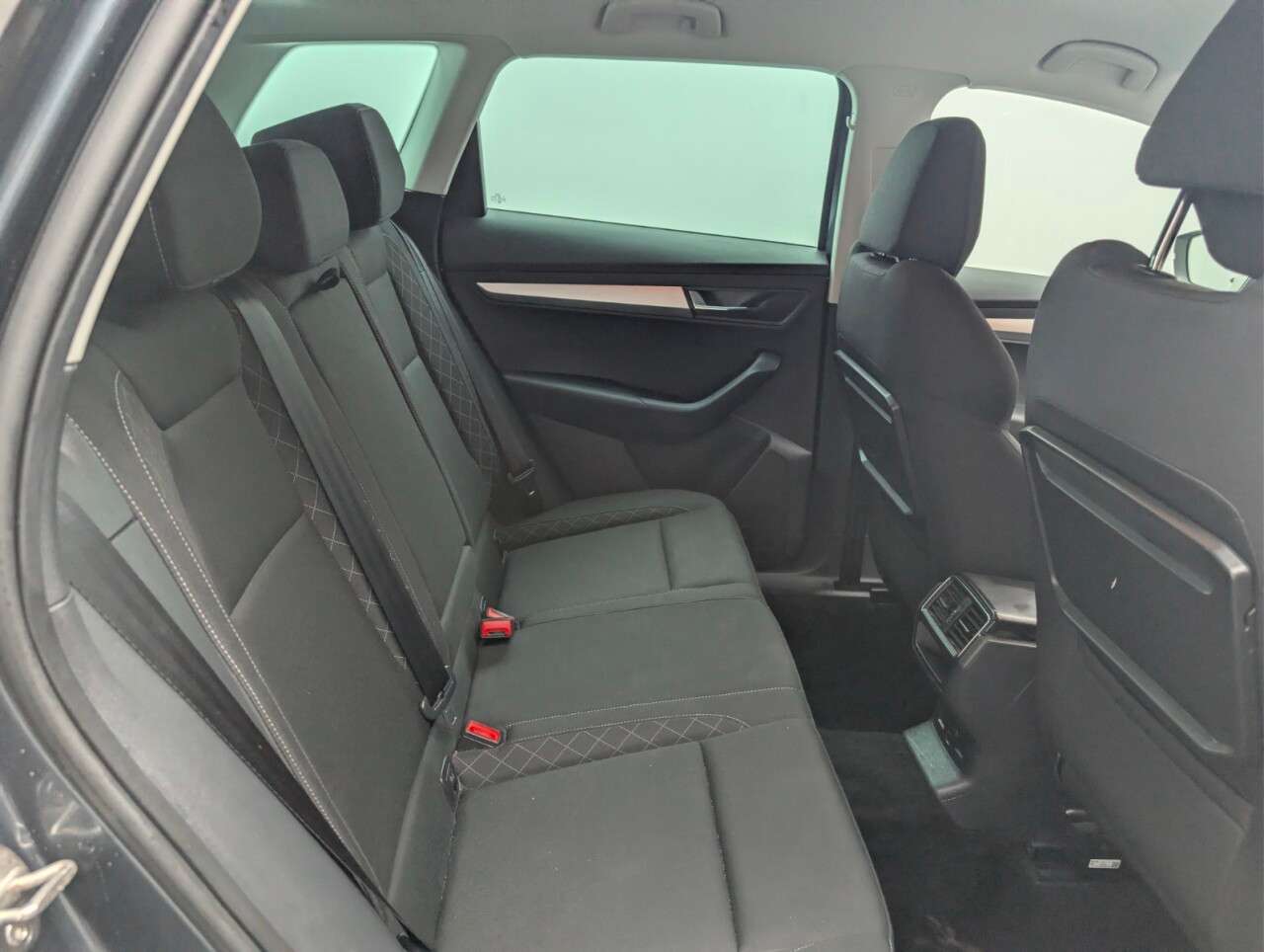 2020 SKODA KAROQ 2020 SKODA KAROQ