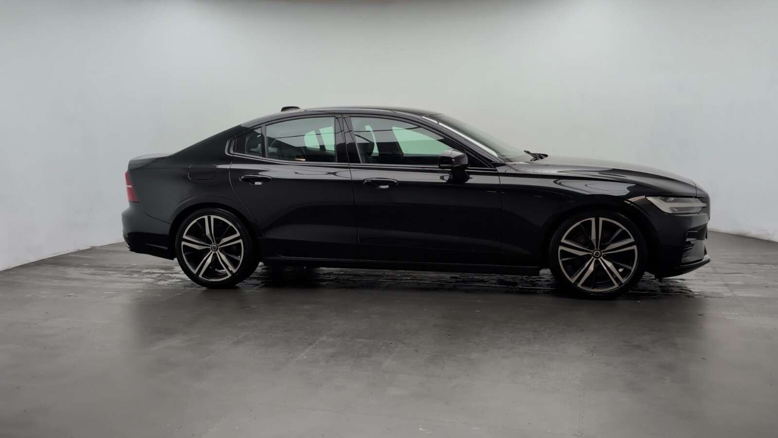 2019 VOLVO S60 2019 VOLVO S60