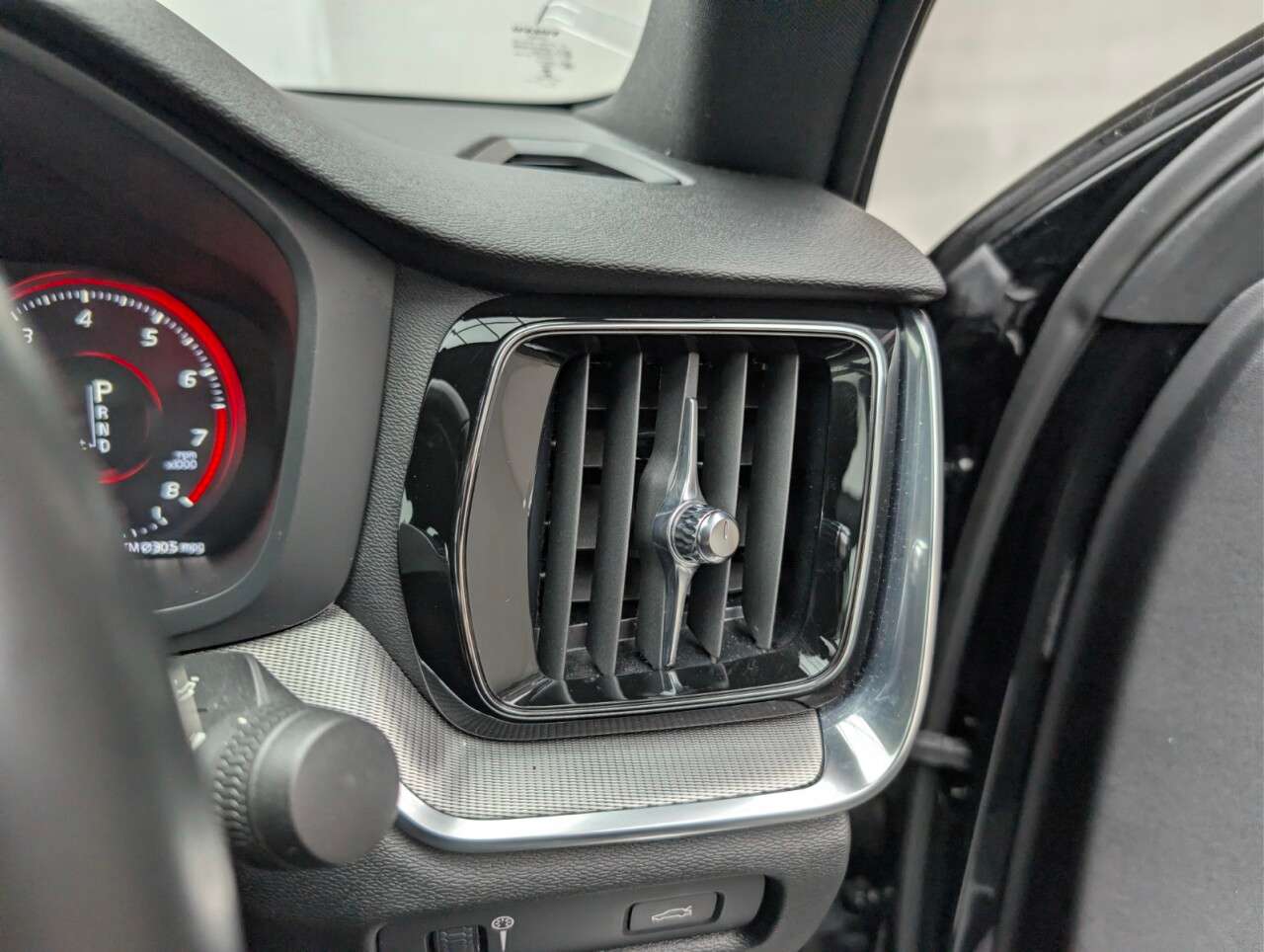 2019 VOLVO S60 2019 VOLVO S60