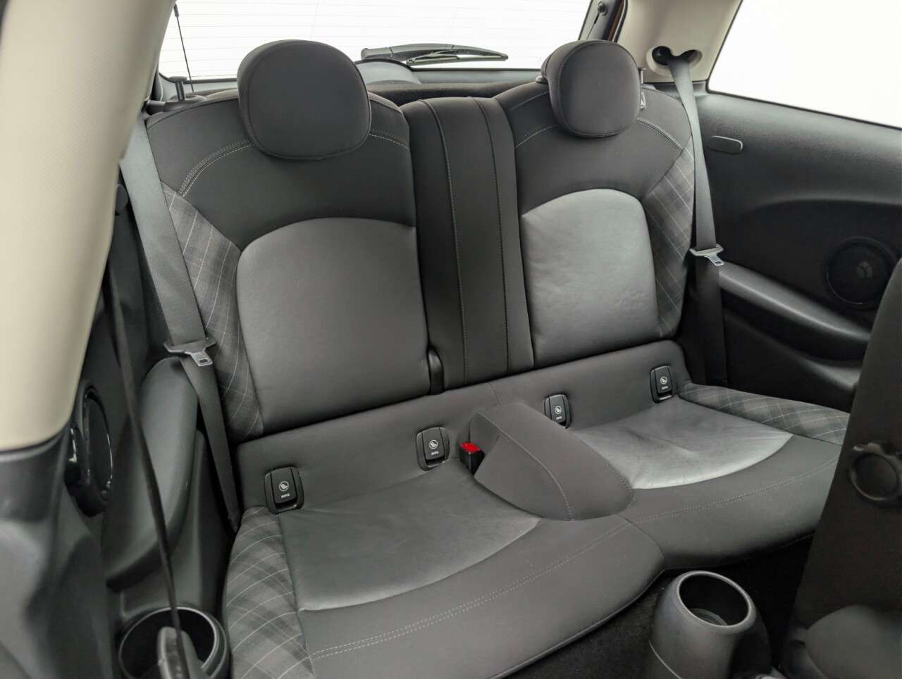 2017 MINI HATCH 2017 MINI HATCH