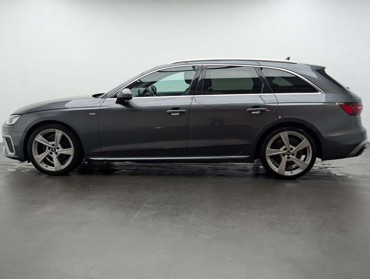 2020 AUDI A4 AVANT 2020 AUDI A4 AVANT