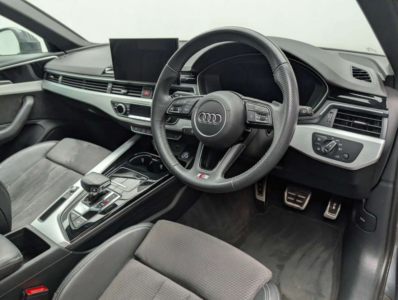 2020 AUDI A4 AVANT 2020 AUDI A4 AVANT
