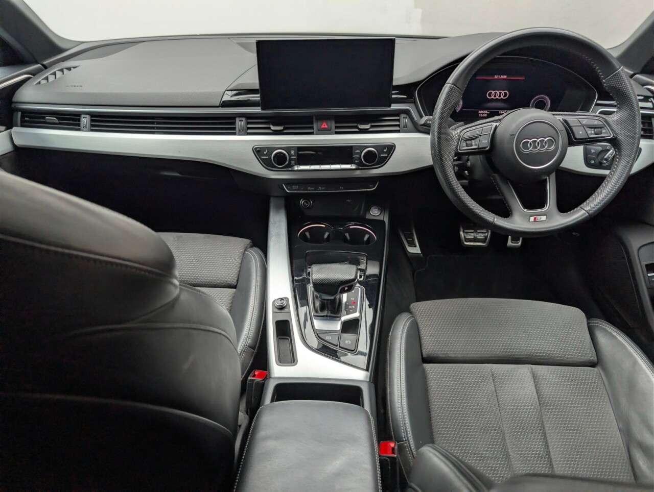 2020 AUDI A4 AVANT 2020 AUDI A4 AVANT