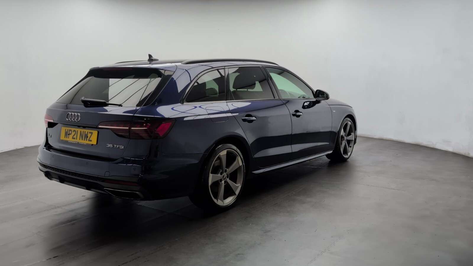 2021 AUDI A4 AVANT 2021 AUDI A4 AVANT