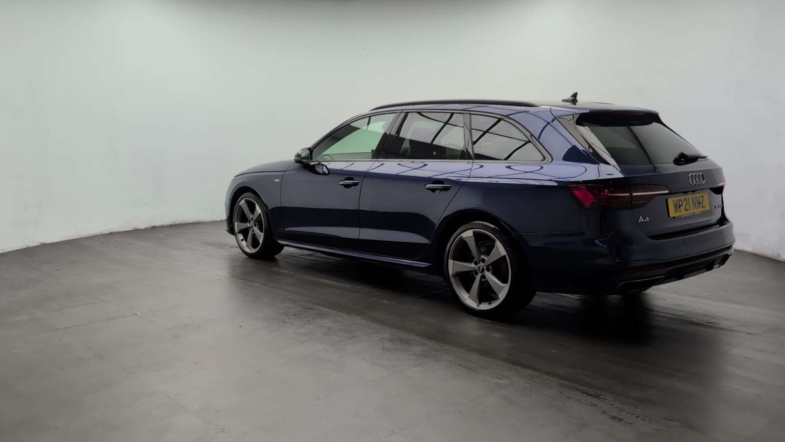 2021 AUDI A4 AVANT 2021 AUDI A4 AVANT