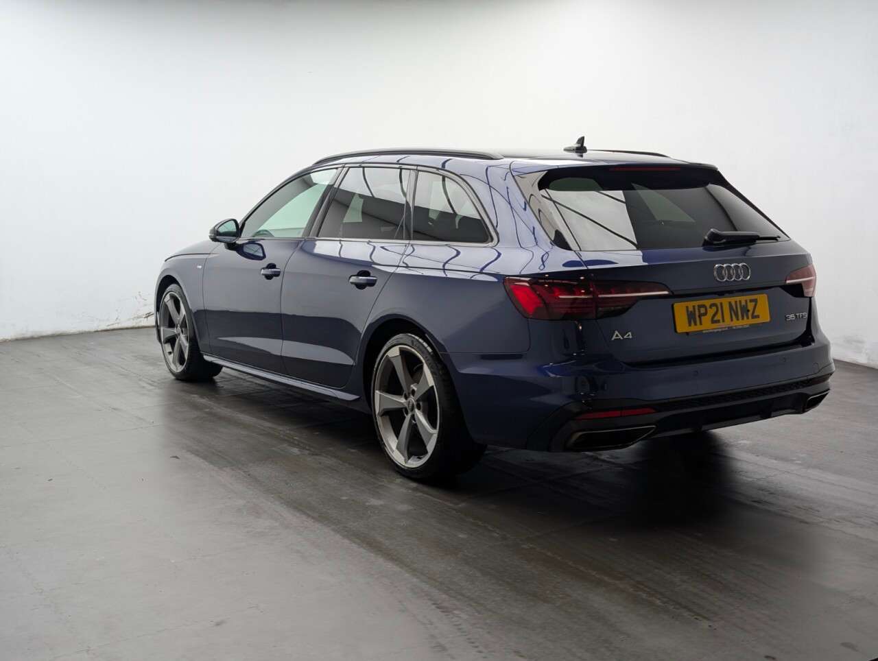 2021 AUDI A4 AVANT 2021 AUDI A4 AVANT