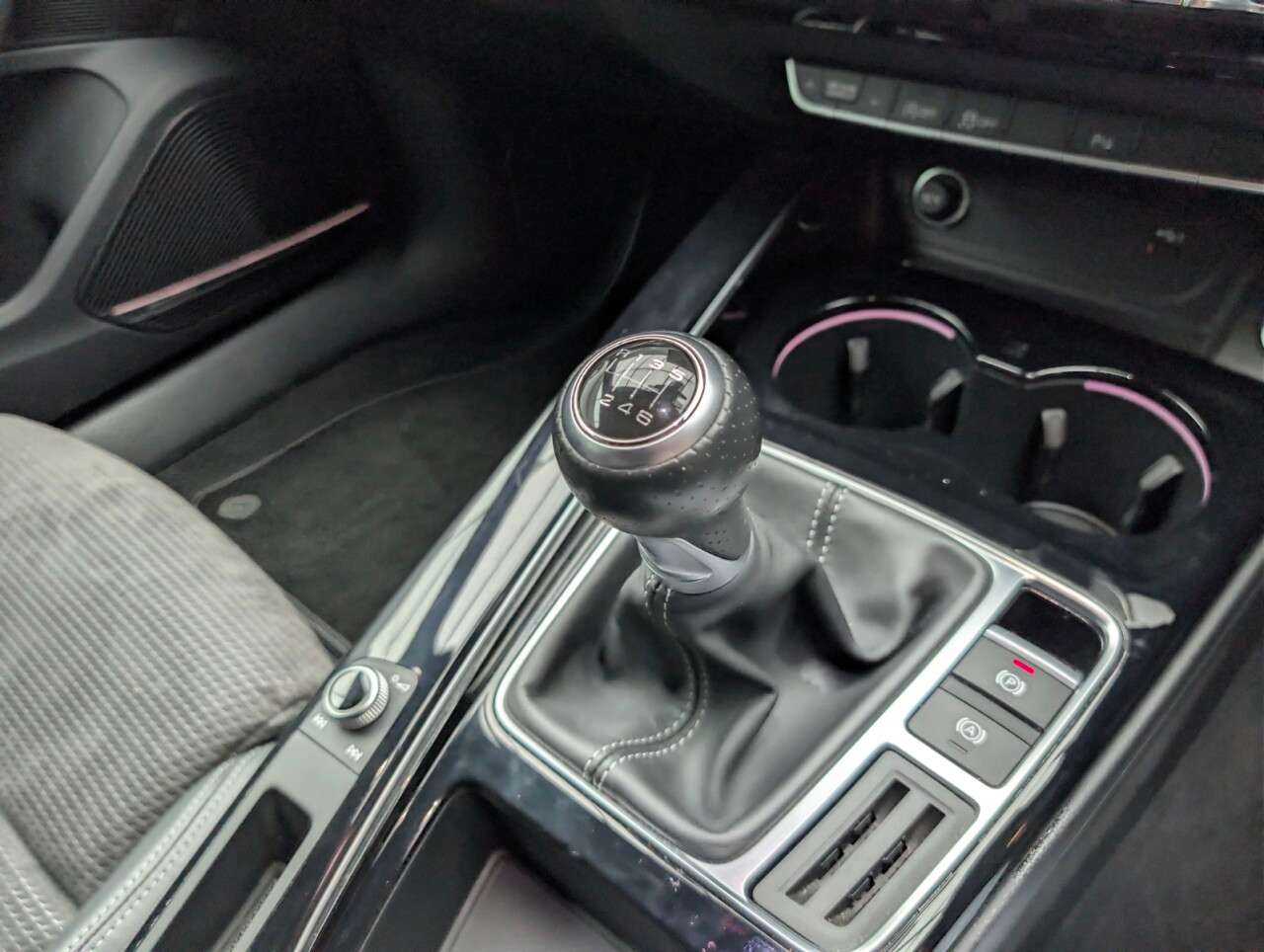 2021 AUDI A4 AVANT 2021 AUDI A4 AVANT