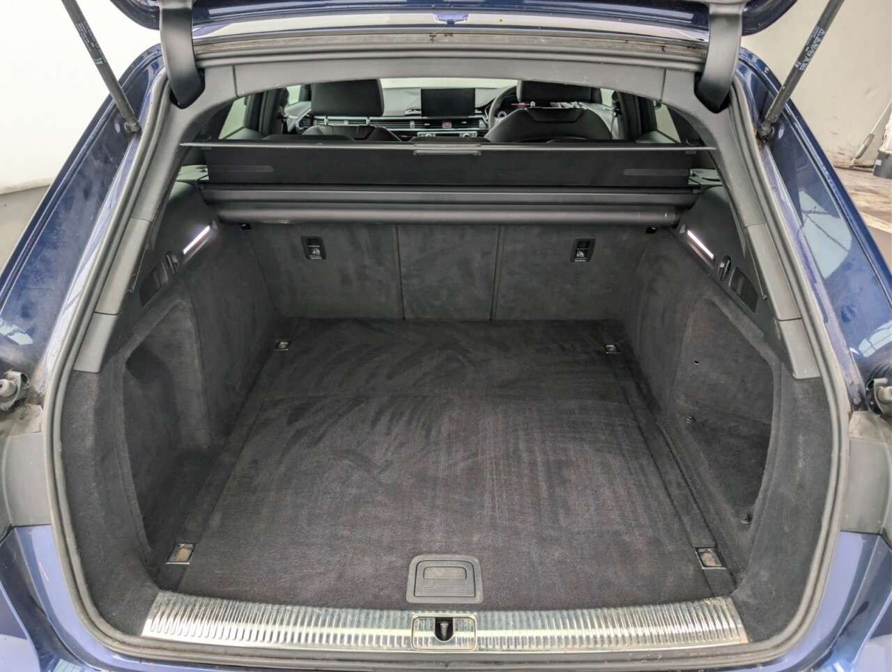 2021 AUDI A4 AVANT 2021 AUDI A4 AVANT