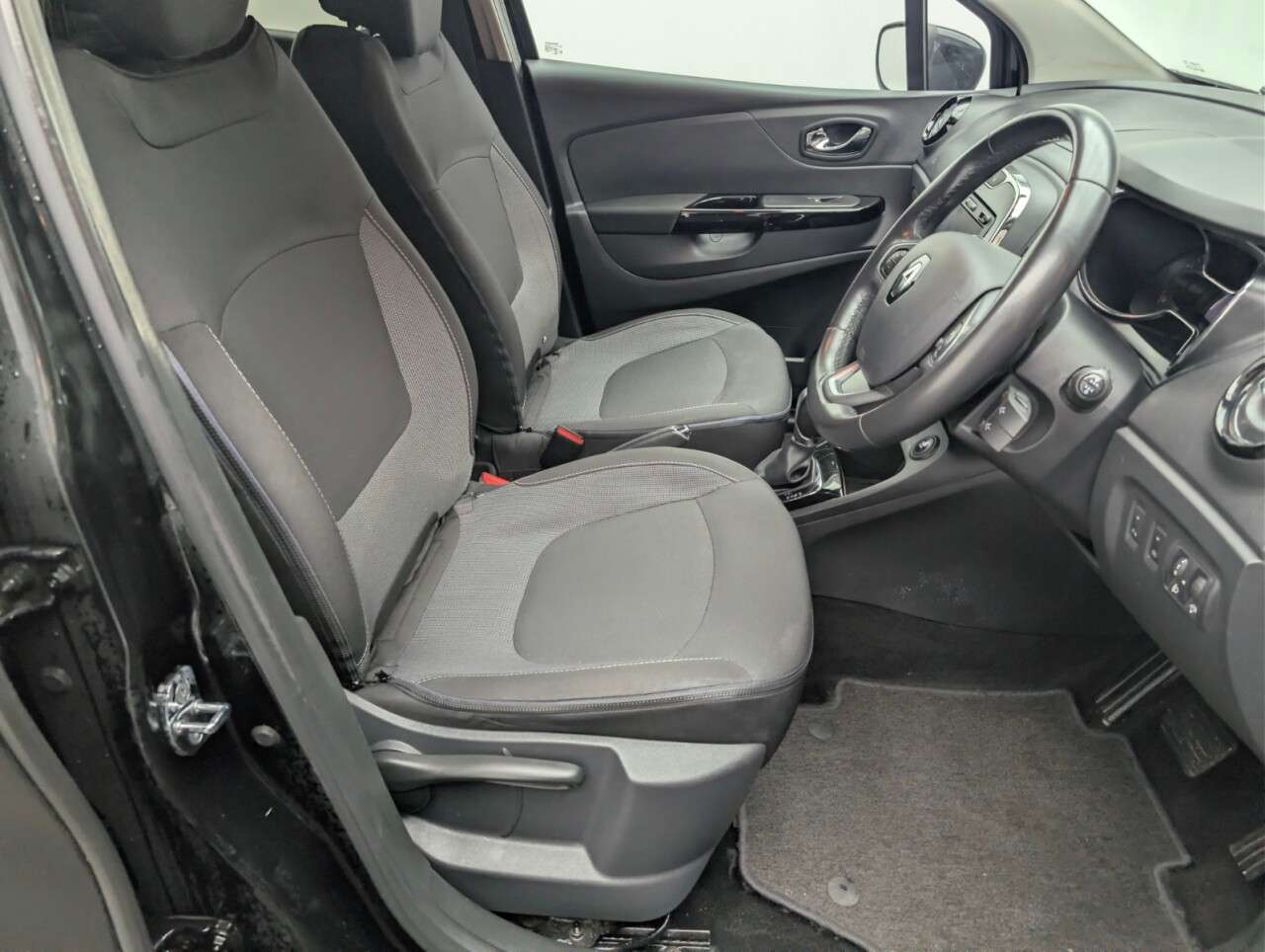 2016 RENAULT CAPTUR 2016 RENAULT CAPTUR