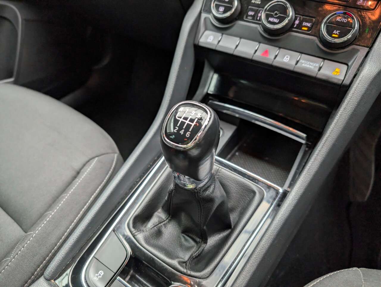 2020 SKODA KAROQ 2020 SKODA KAROQ