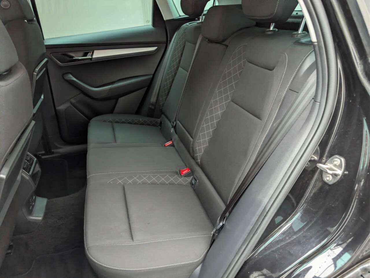 2020 SKODA KAROQ 2020 SKODA KAROQ