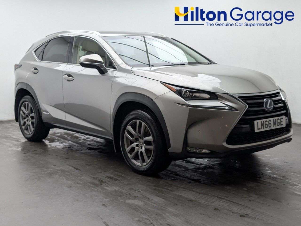 A 2016 LEXUS NX 2.5 300h Luxury SUV 5dr Petrol Hybrid E-CVT 4WD Euro 6 (s/s) (197 ps) PARKI A 2016 LEXUS NX 2.5 300h Luxury SUV 5dr Petrol Hybrid E-CVT 4WD Euro 6 (s/s) (197 ps) PARKI