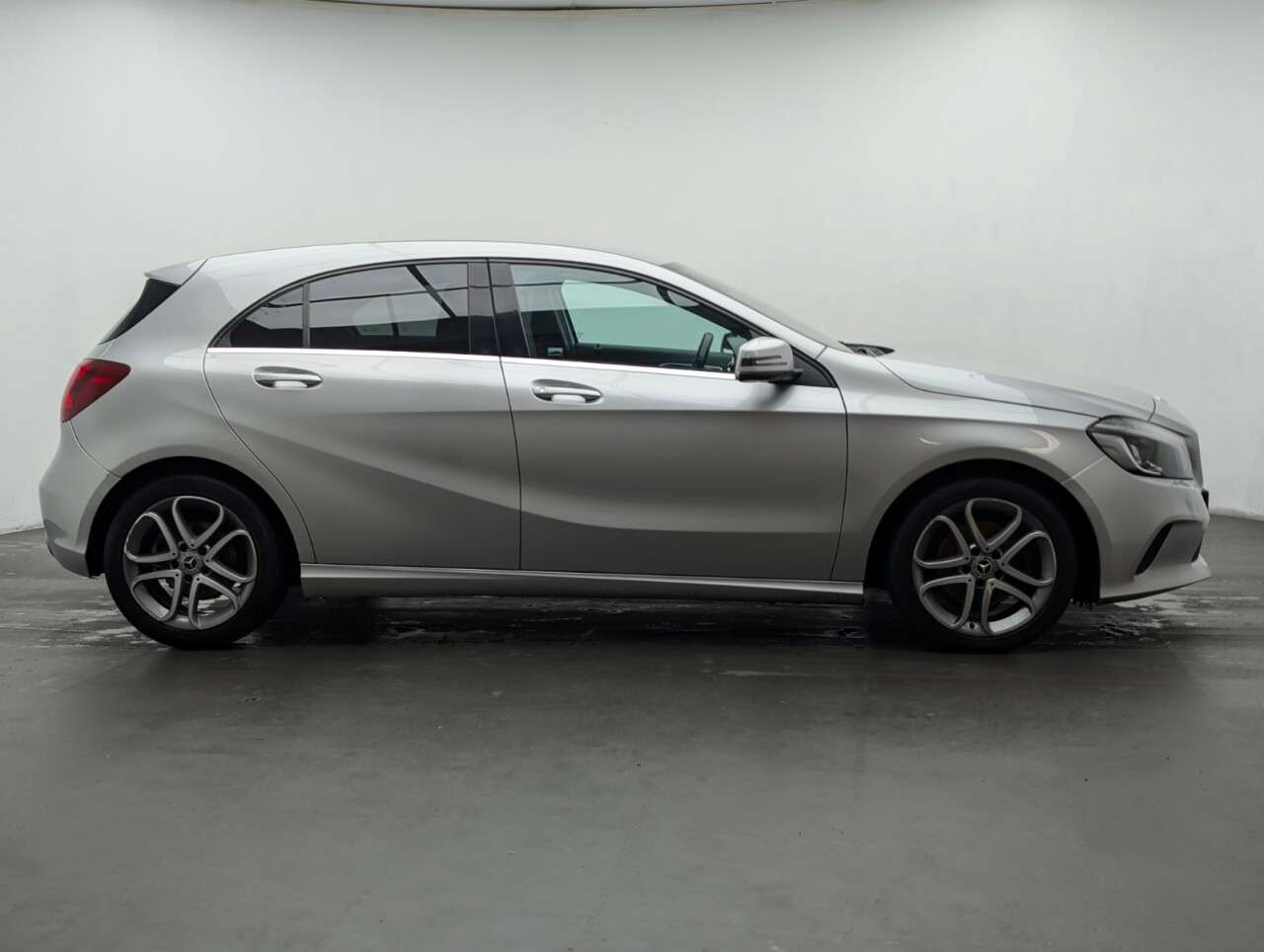 2018 MERCEDES-BENZ A-CLASS 2018 MERCEDES-BENZ A-CLASS