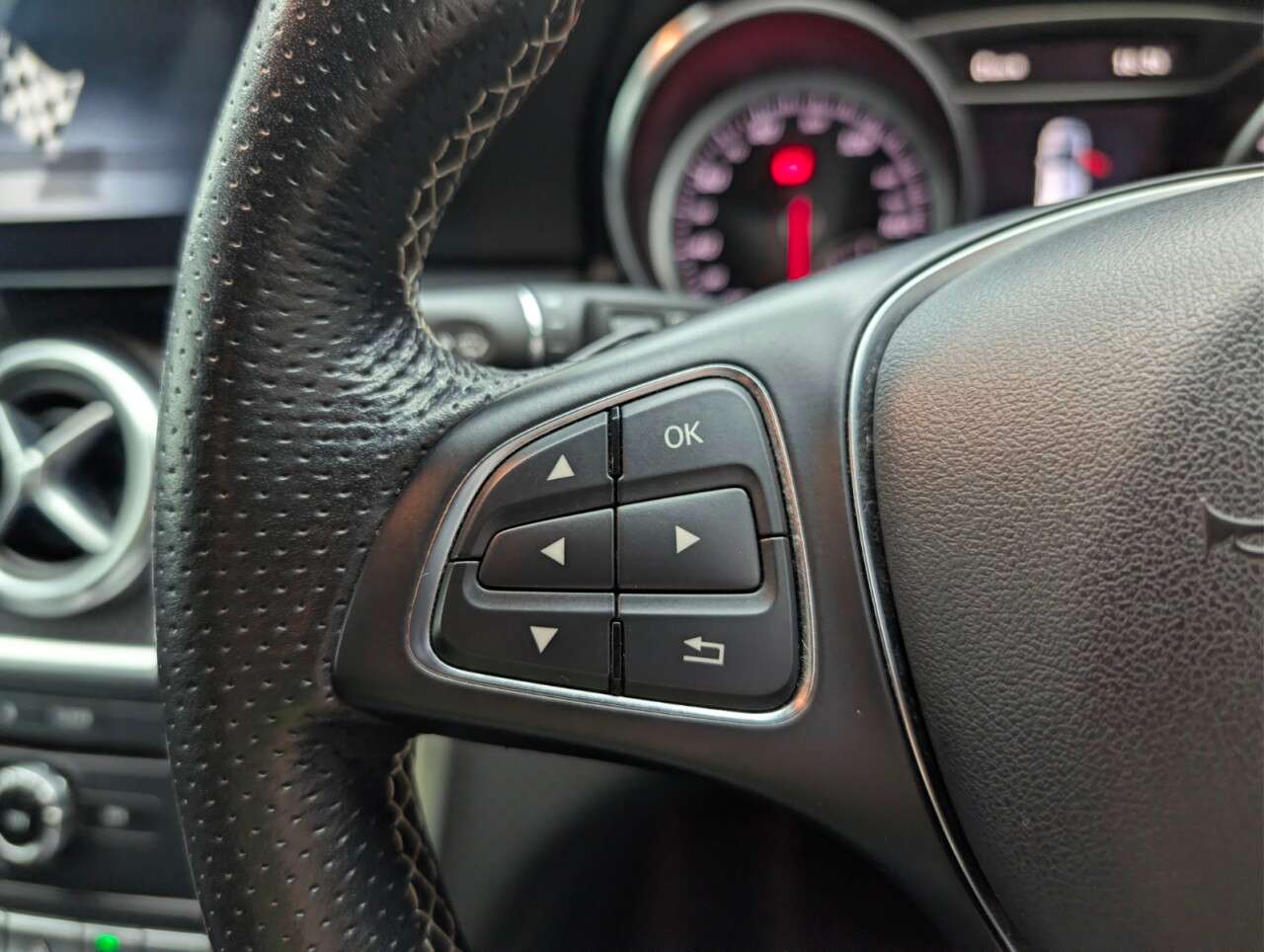 2018 MERCEDES-BENZ A-CLASS 2018 MERCEDES-BENZ A-CLASS