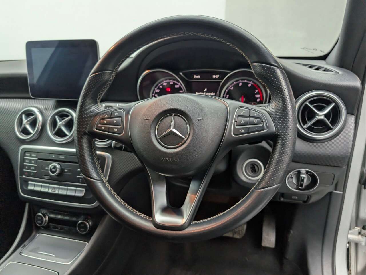 2018 MERCEDES-BENZ A-CLASS 2018 MERCEDES-BENZ A-CLASS