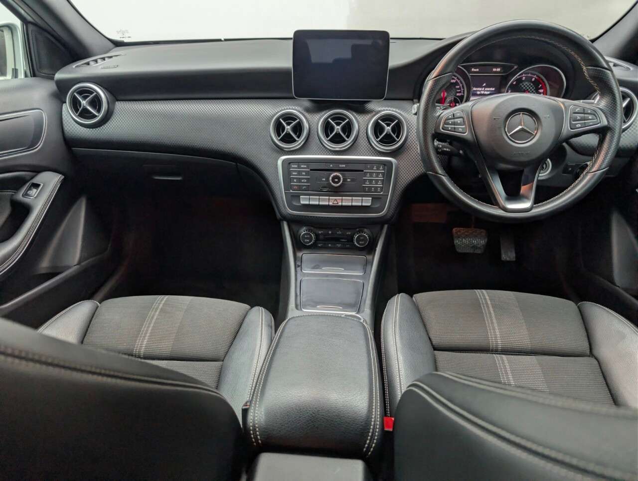 2018 MERCEDES-BENZ A-CLASS 2018 MERCEDES-BENZ A-CLASS