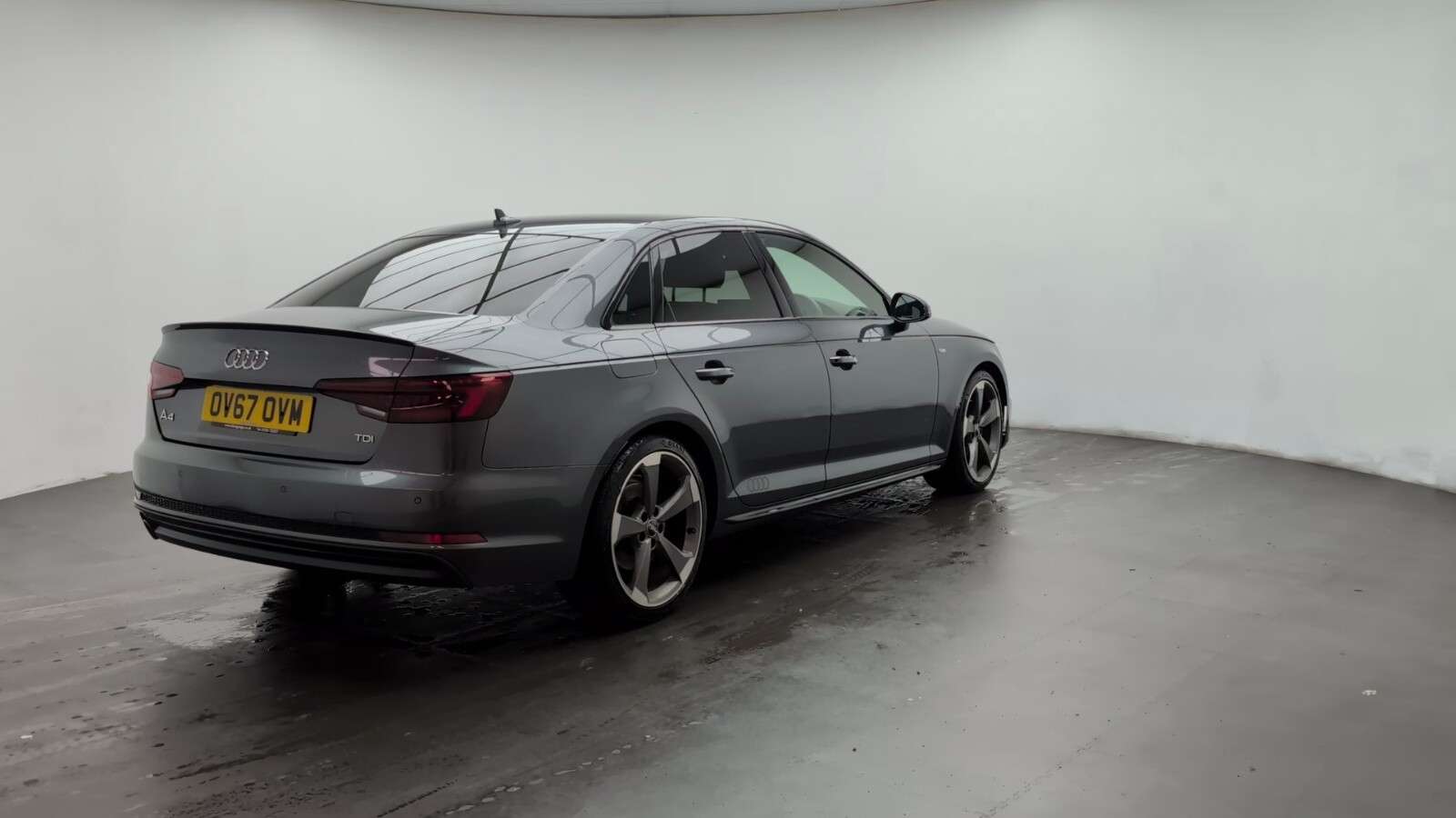 2017 AUDI A4 2017 AUDI A4