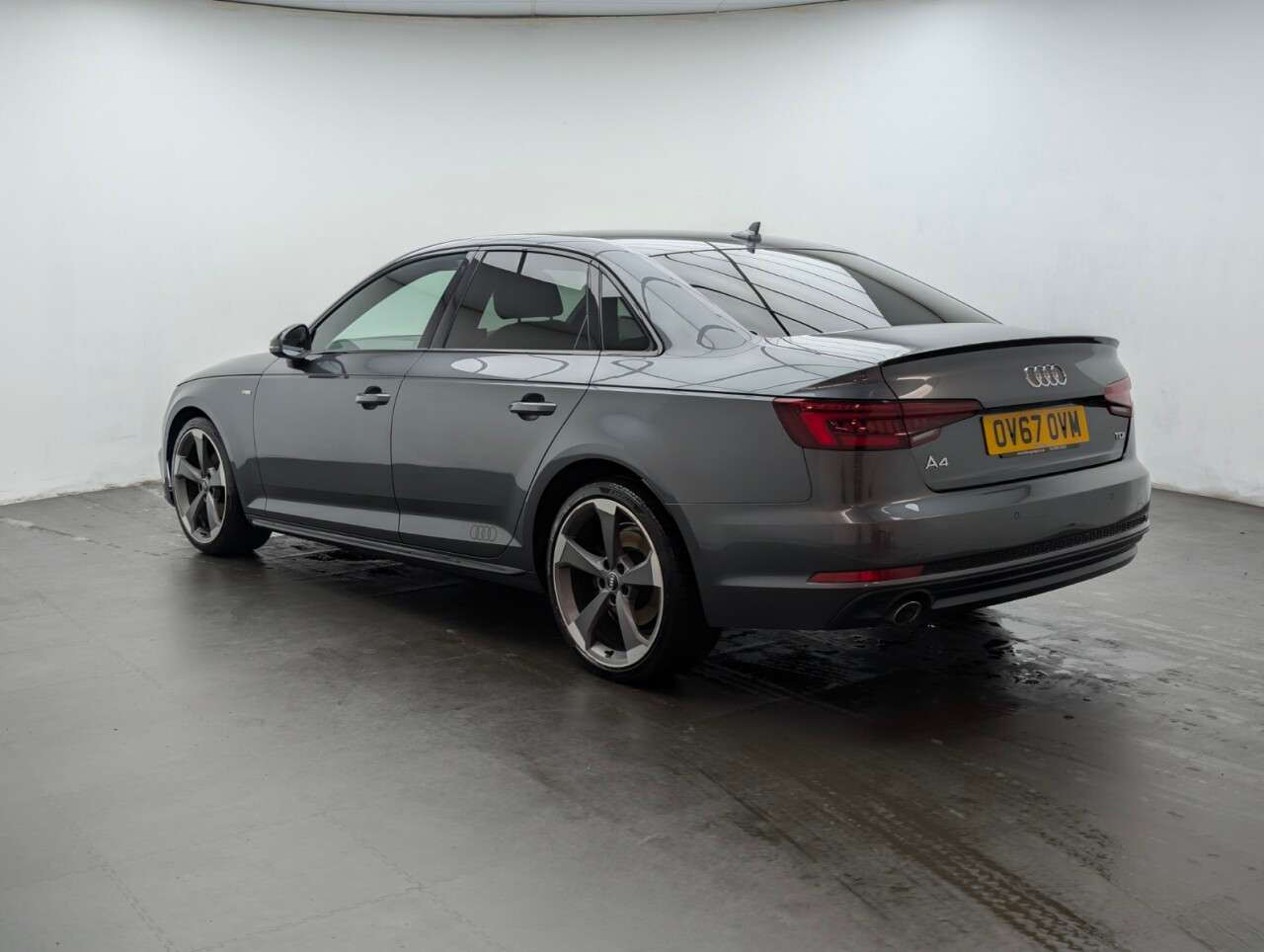 2017 AUDI A4 2017 AUDI A4