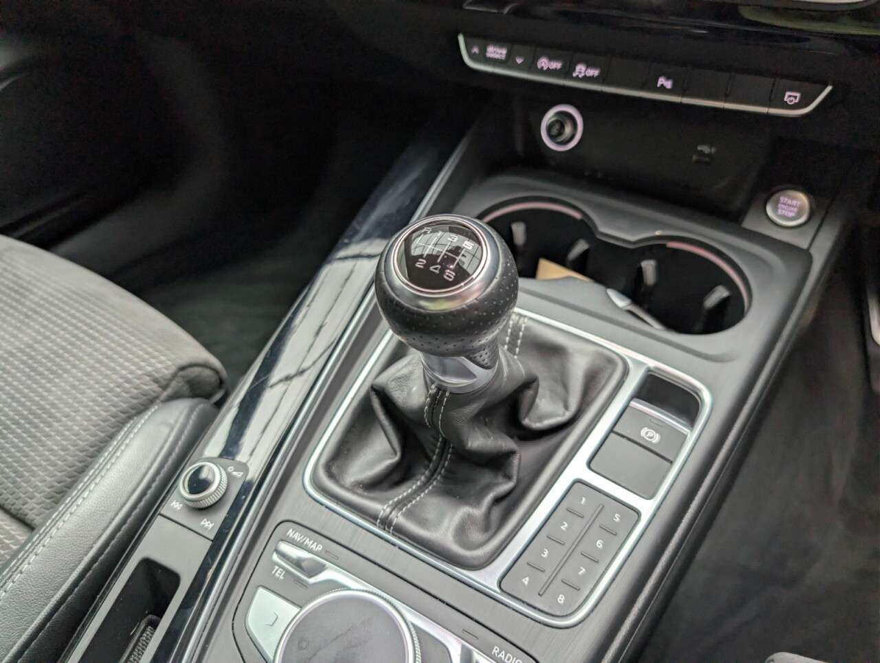 2017 AUDI A4 2017 AUDI A4