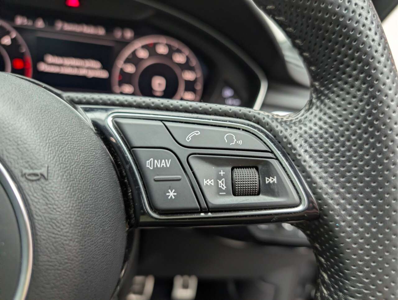 2017 AUDI A4 2017 AUDI A4