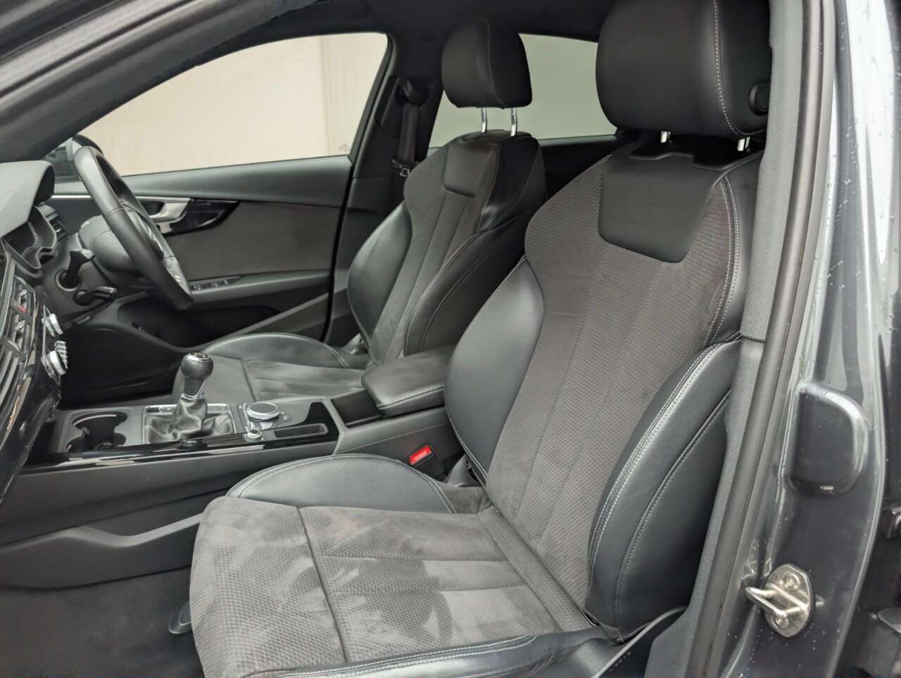 2017 AUDI A4 2017 AUDI A4