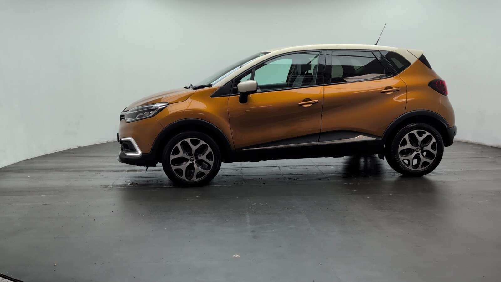 2018 RENAULT CAPTUR 2018 RENAULT CAPTUR