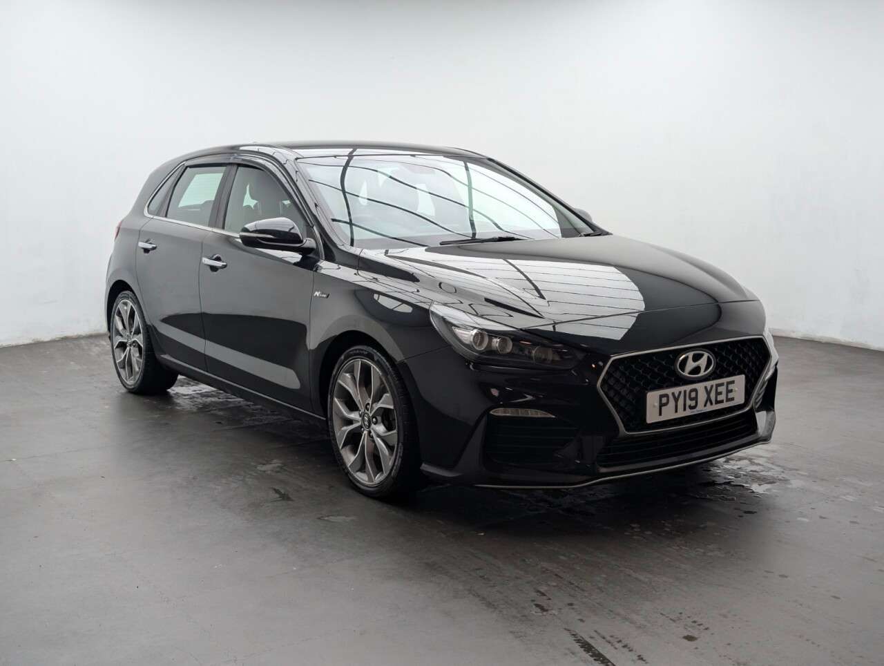 A 2019 HYUNDAI I30 1.4 T-GDi N Line + Hatchback 5dr Petrol Manual Euro 6 (s/s) (140 ps) HEATED A 2019 HYUNDAI I30 1.4 T-GDi N Line + Hatchback 5dr Petrol Manual Euro 6 (s/s) (140 ps) HEATED