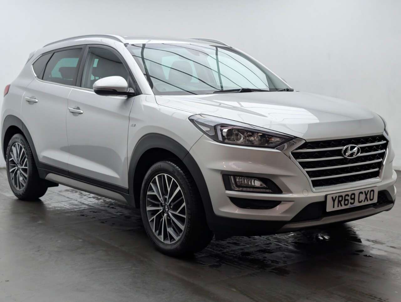 A 2019 HYUNDAI TUCSON 1.6 CRDi MHEV Premium SUV 5dr Diesel Hybrid DCT Euro 6 (s/s) (136 ps) APPLE A 2019 HYUNDAI TUCSON 1.6 CRDi MHEV Premium SUV 5dr Diesel Hybrid DCT Euro 6 (s/s) (136 ps) APPLE