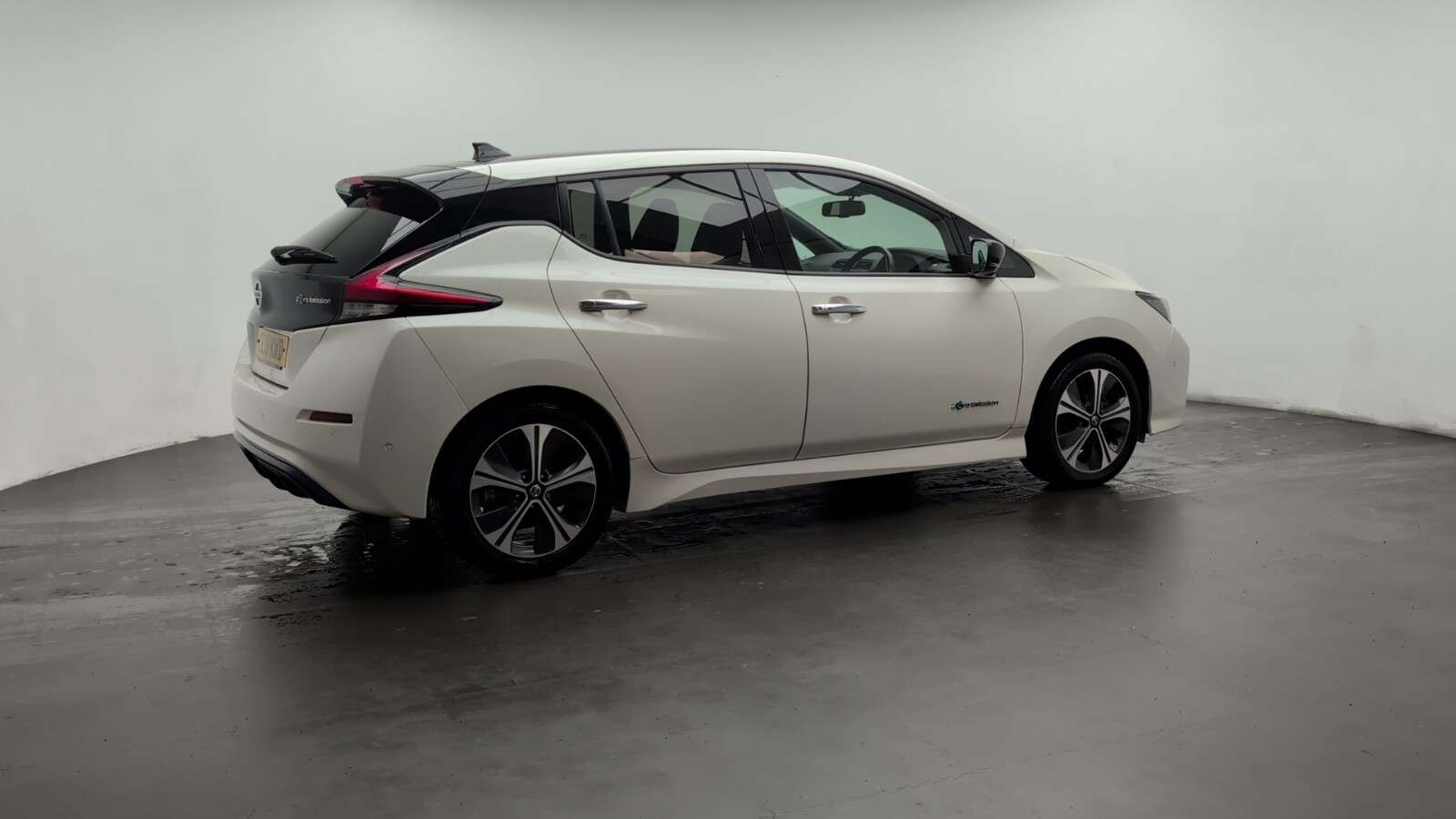 2019 NISSAN LEAF 2019 NISSAN LEAF