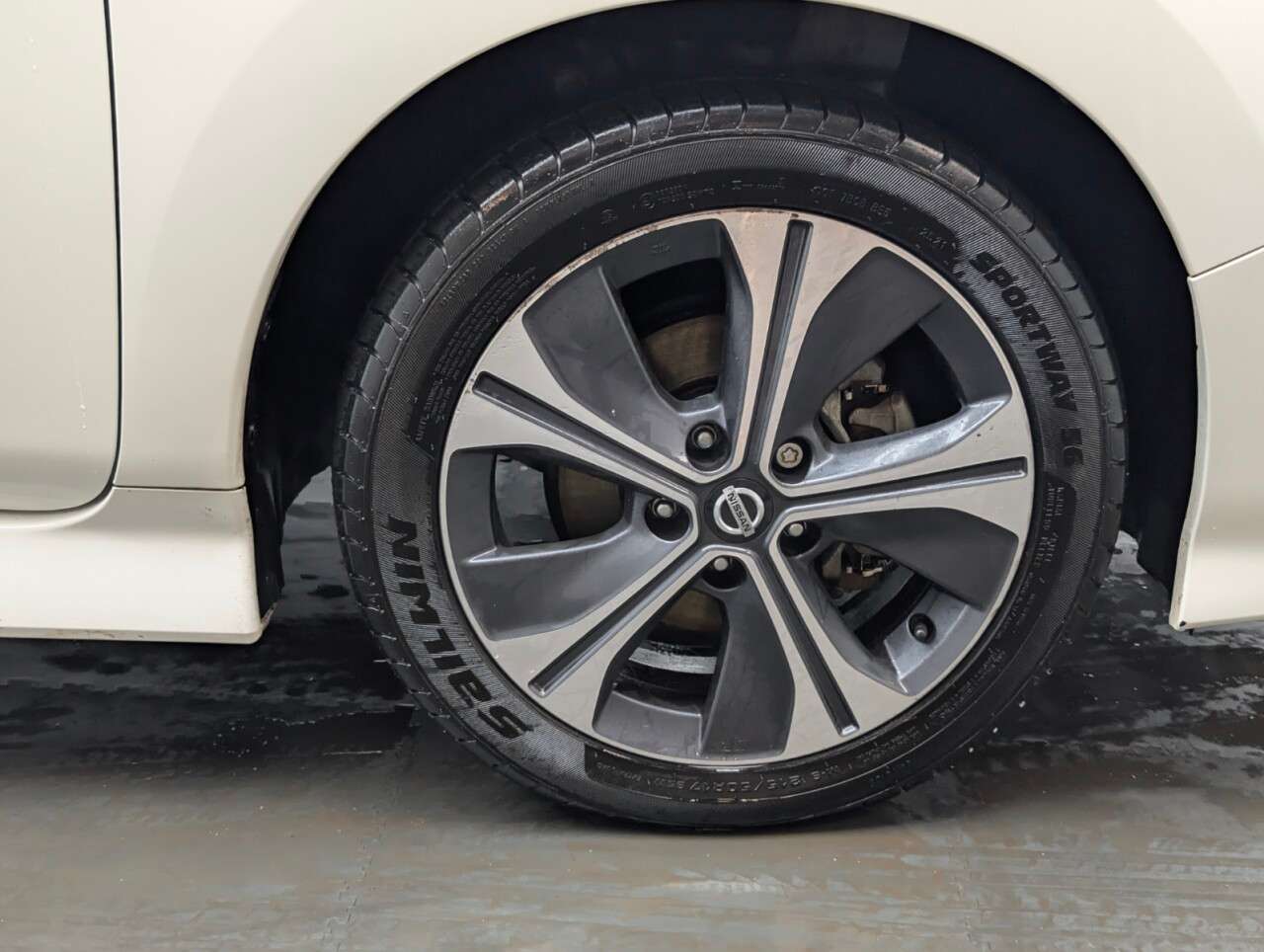 2019 NISSAN LEAF 2019 NISSAN LEAF