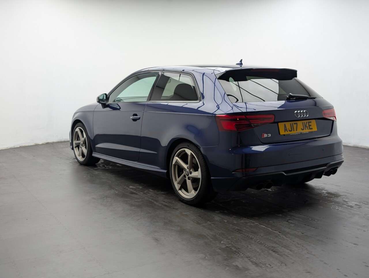 2017 AUDI S3 2017 AUDI S3