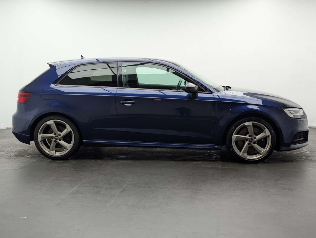 2017 AUDI S3 2017 AUDI S3