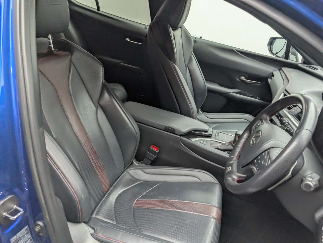 2021 LEXUS UX 2021 LEXUS UX