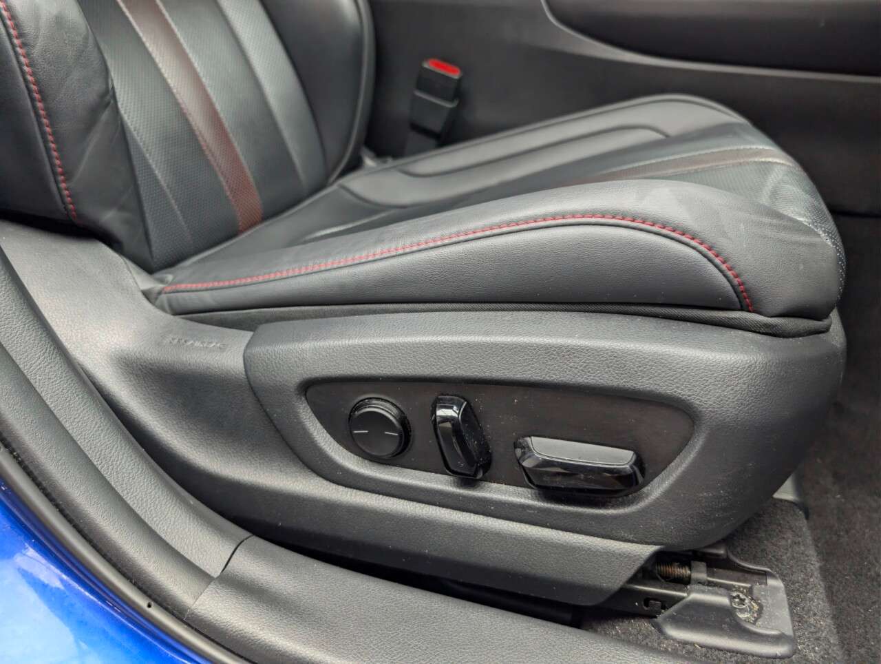 2021 LEXUS UX 2021 LEXUS UX