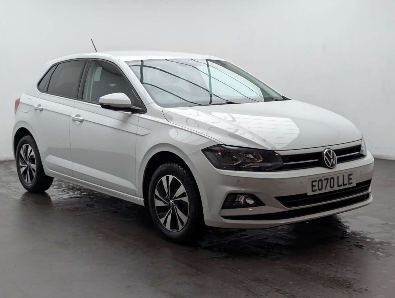 A 2020 VOLKSWAGEN POLO 1.0 EVO Match Hatchback 5dr Petrol Manual Euro 6 (s/s) (80 ps) APPLE CARPLA A 2020 VOLKSWAGEN POLO 1.0 EVO Match Hatchback 5dr Petrol Manual Euro 6 (s/s) (80 ps) APPLE CARPLA