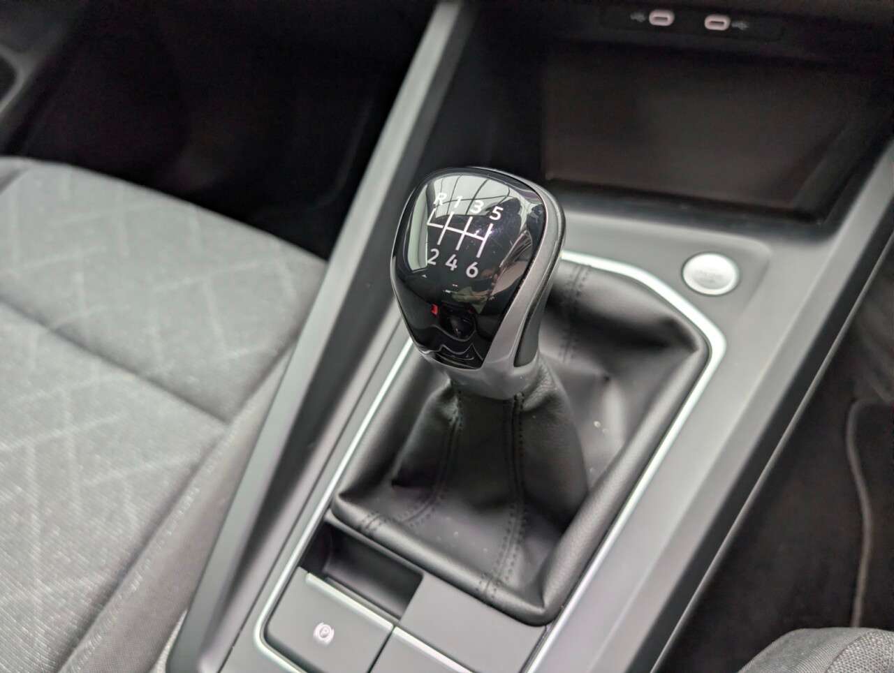 2022 VOLKSWAGEN GOLF 2022 VOLKSWAGEN GOLF