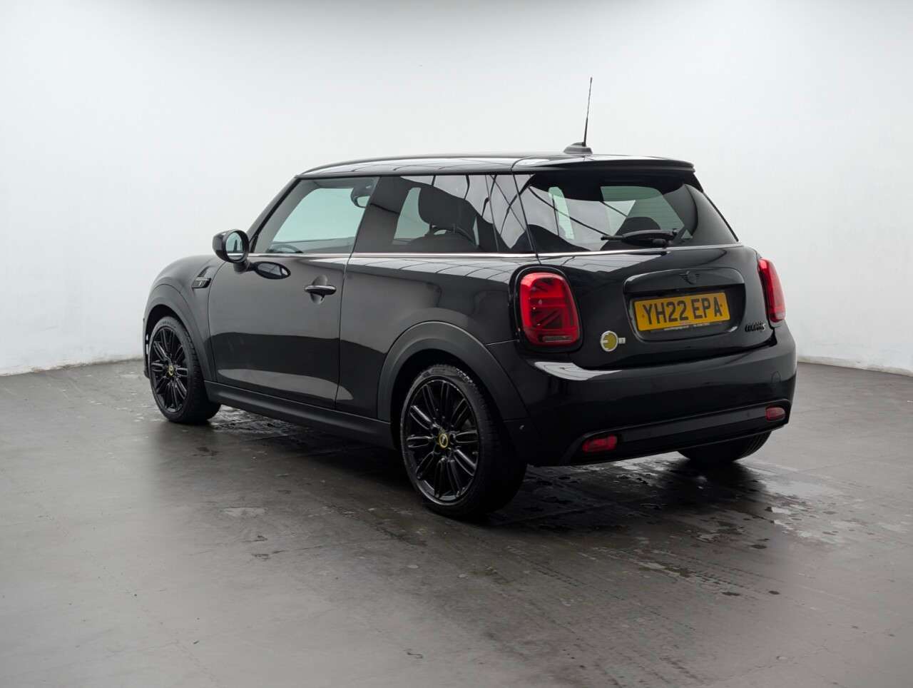 2022 MINI ELECTRIC HATCH 2022 MINI ELECTRIC HATCH