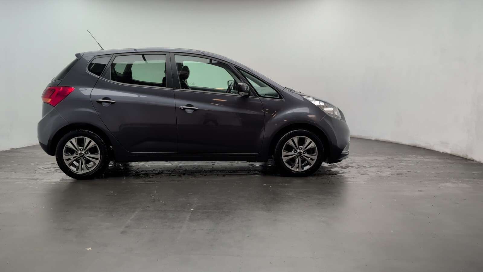 2017 KIA VENGA 2017 KIA VENGA