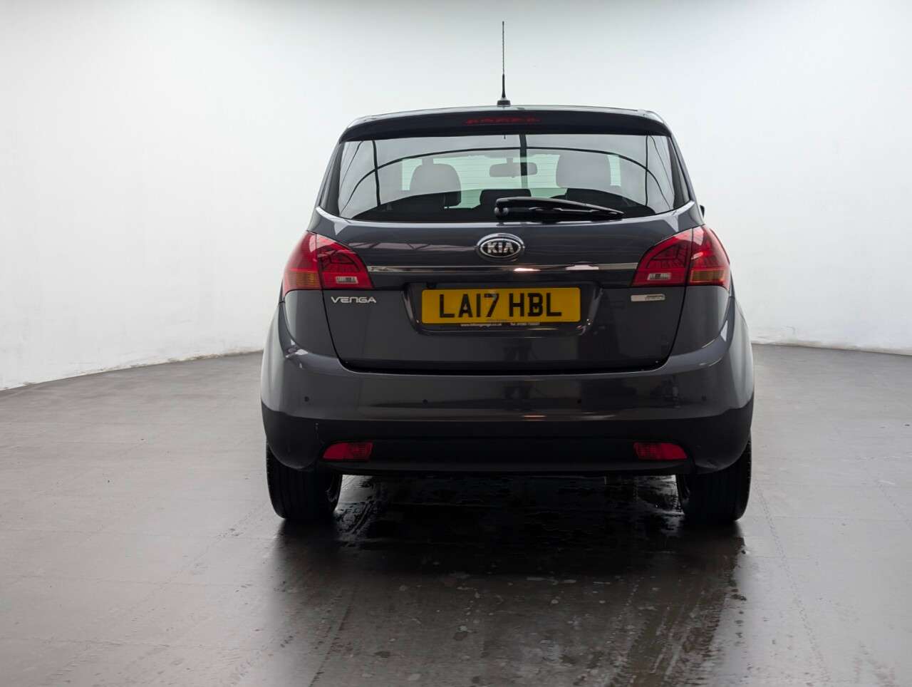 2017 KIA VENGA 2017 KIA VENGA