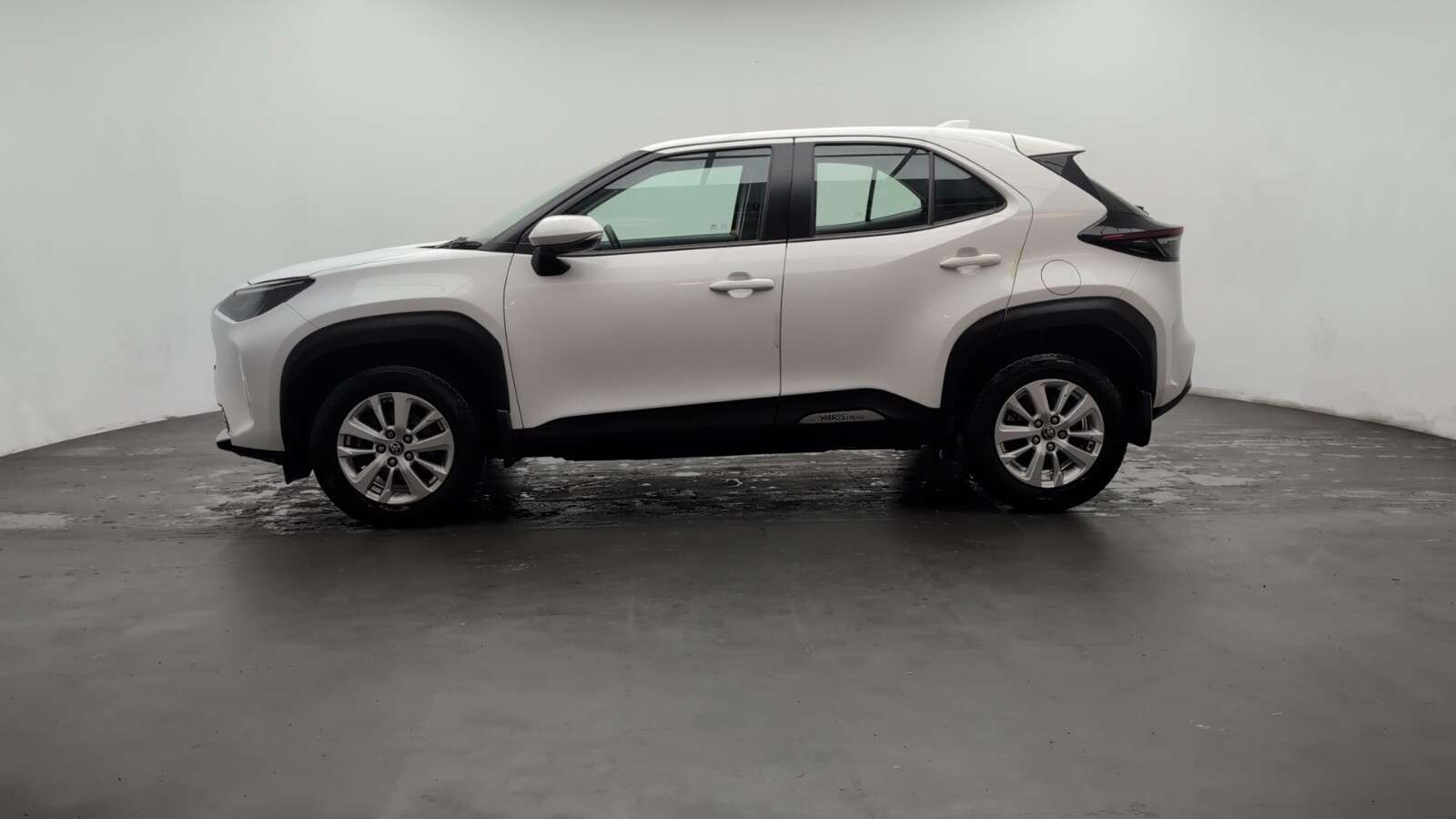 2022 TOYOTA YARIS CROSS 2022 TOYOTA YARIS CROSS