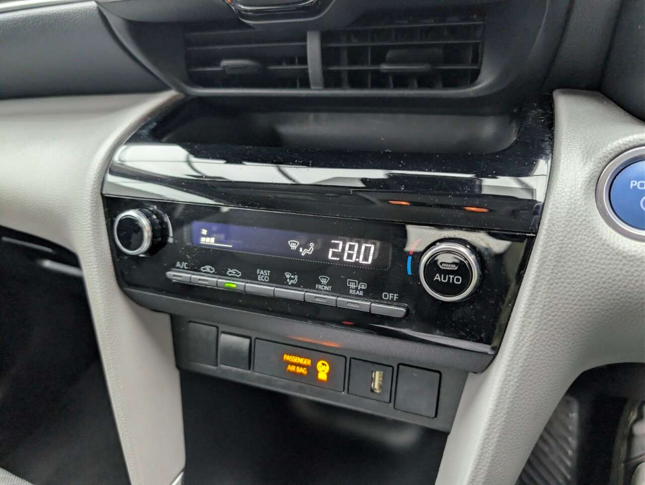 2022 TOYOTA YARIS CROSS 2022 TOYOTA YARIS CROSS