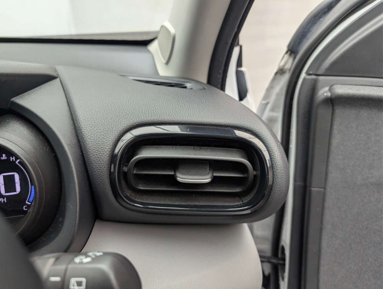 2022 TOYOTA YARIS CROSS 2022 TOYOTA YARIS CROSS