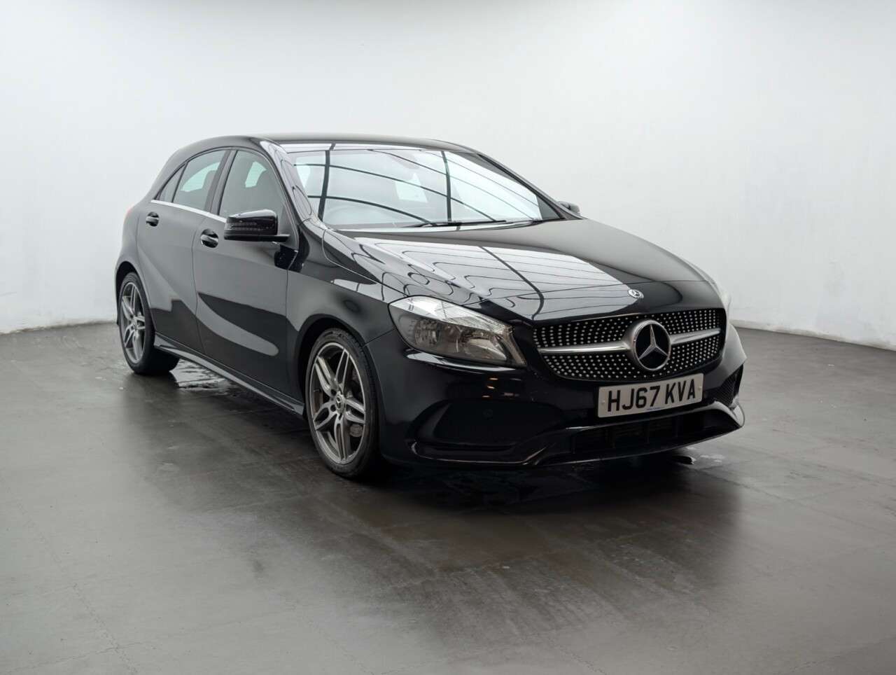 A 2017 MERCEDES-BENZ A-CLASS 2.1 A200d AMG Line Hatchback 5dr Diesel Manual Euro 6 (s/s) (136 ps) BRAKE A 2017 MERCEDES-BENZ A-CLASS 2.1 A200d AMG Line Hatchback 5dr Diesel Manual Euro 6 (s/s) (136 ps) BRAKE