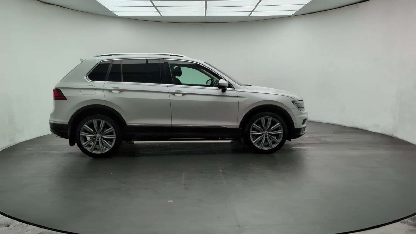 2017 VOLKSWAGEN TIGUAN 2017 VOLKSWAGEN TIGUAN