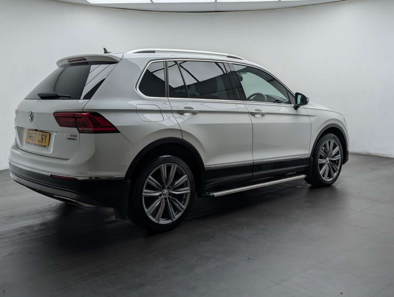 2017 VOLKSWAGEN TIGUAN 2017 VOLKSWAGEN TIGUAN