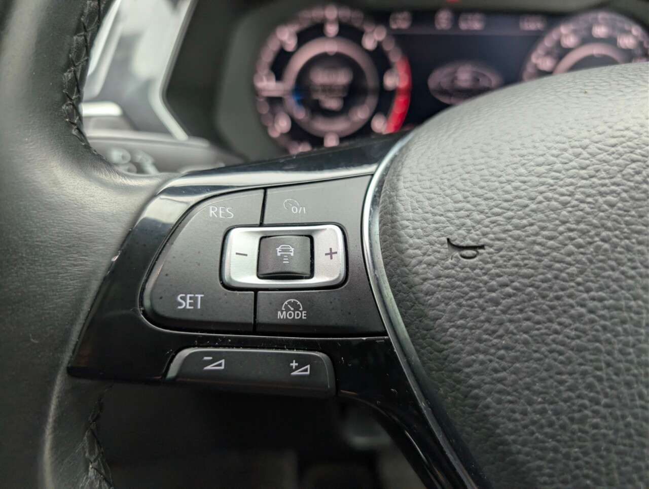 2017 VOLKSWAGEN TIGUAN 2017 VOLKSWAGEN TIGUAN