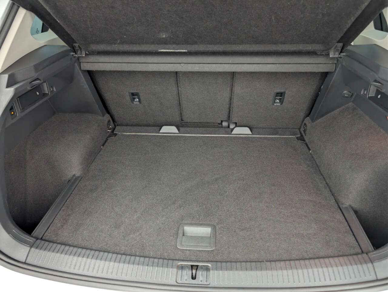 2017 VOLKSWAGEN TIGUAN 2017 VOLKSWAGEN TIGUAN